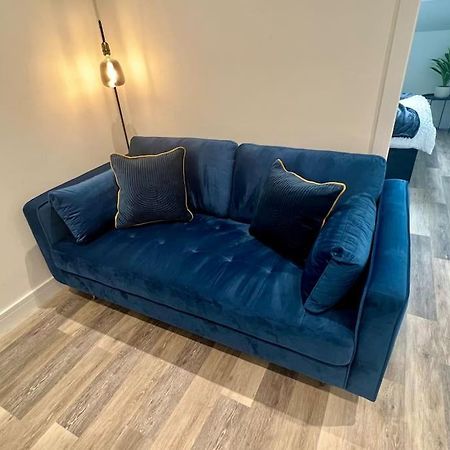 New 2 Bed Preston City Centre Flat - Sleeps 4 Bagian luar foto