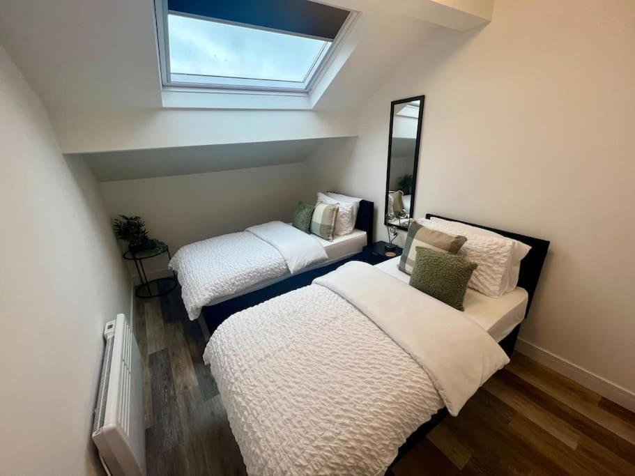 New 2 Bed Preston City Centre Flat - Sleeps 4 Bagian luar foto