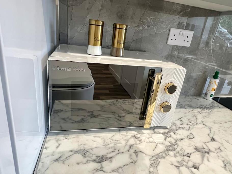 New 2 Bed Preston City Centre Flat - Sleeps 4 Bagian luar foto